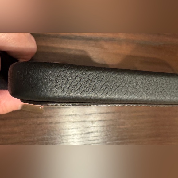 LOUIS VUITTON IPHONE 15 PRO MAX CASE - Picture 7 of 9